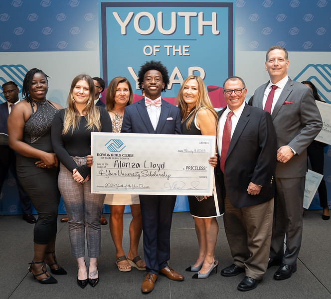 2023 Youth of the Year Awards Youth_of_the_Year_John_D_John_K_on_stage.jpg